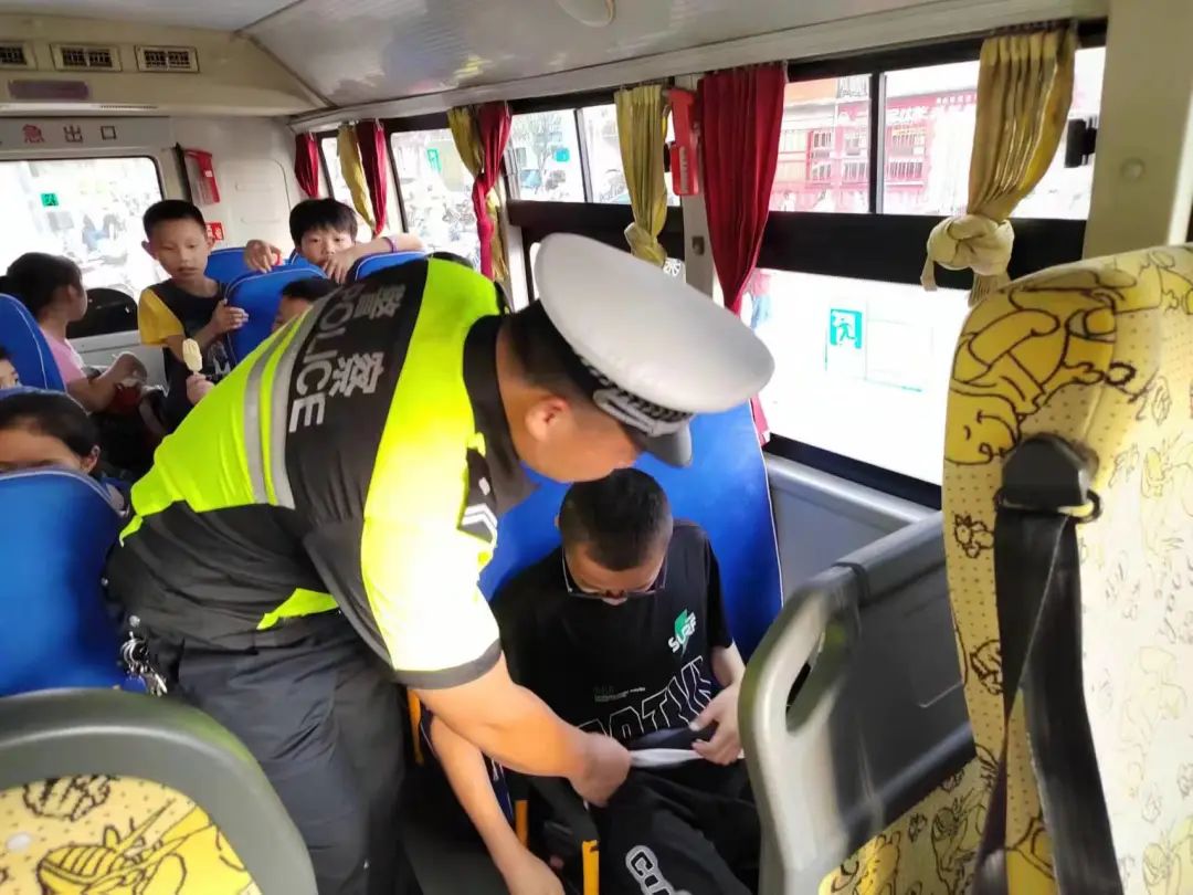 校車乘坐指南，請務必收下！