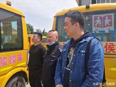 常德交警直屬二大隊：嚴守校車安全關 筑牢復學“防護網”