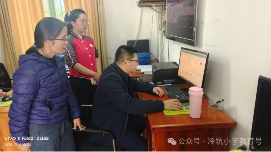 筑牢校車道路安全防線,守護(hù)幼兒平安出行——冷坑鎮(zhèn)中心小學(xué)開展幼兒園安全督導(dǎo)活動 20251211筑牢校車道路安全防線,守護(hù)幼兒平安出行(1)1052.png