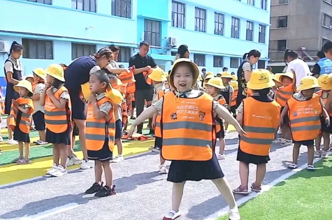 2022宇通&amp;amp;amp;amp;amp;amp;amp;amp;amp;amp;壹基金兒童交通公益行年度“更”新！