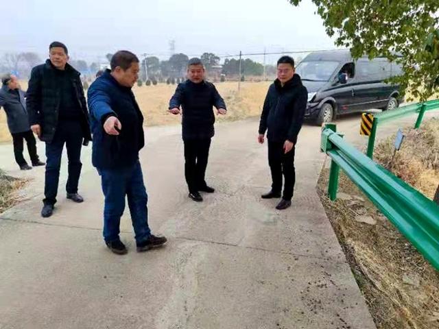 桐城呂亭中心小學：開展校車線路隱患排查 筑牢校車安全運營屏障