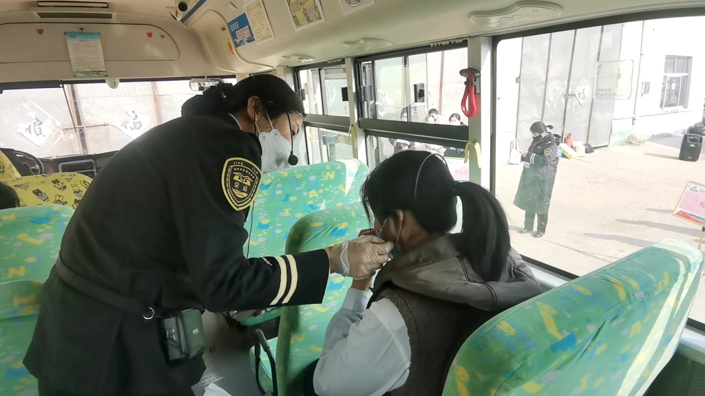 未雨綢繆！交運(yùn)西海岸溫馨校車開展疫情防控應(yīng)急演練