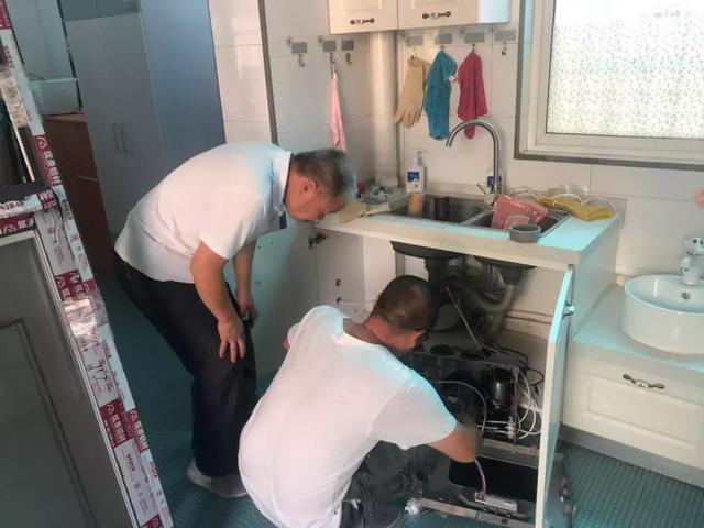 愛(ài)的護(hù)航：開(kāi)封市教育系統(tǒng)幼兒園開(kāi)學(xué)前后勤保障工作