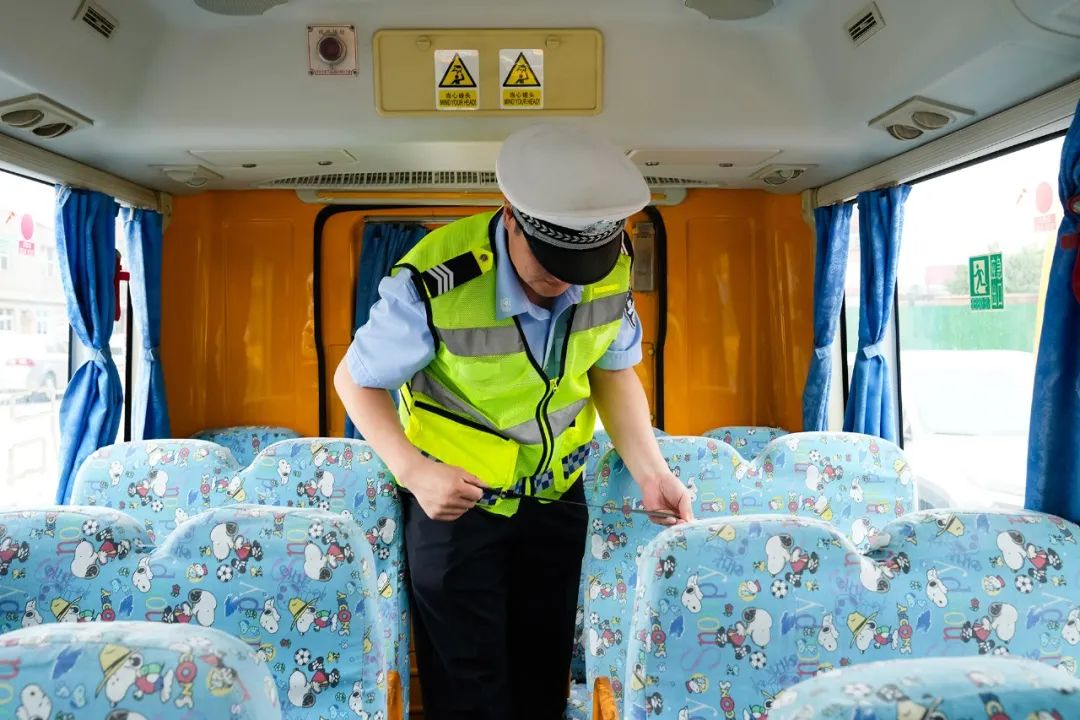 邯鄲冀南新區(qū) | 開展校車安全專項(xiàng)檢查 筑牢學(xué)生出行安全防線