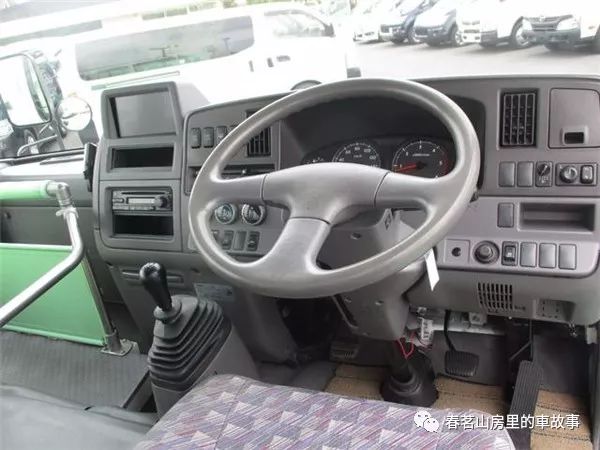 日本的幼兒園校車是什么樣的？